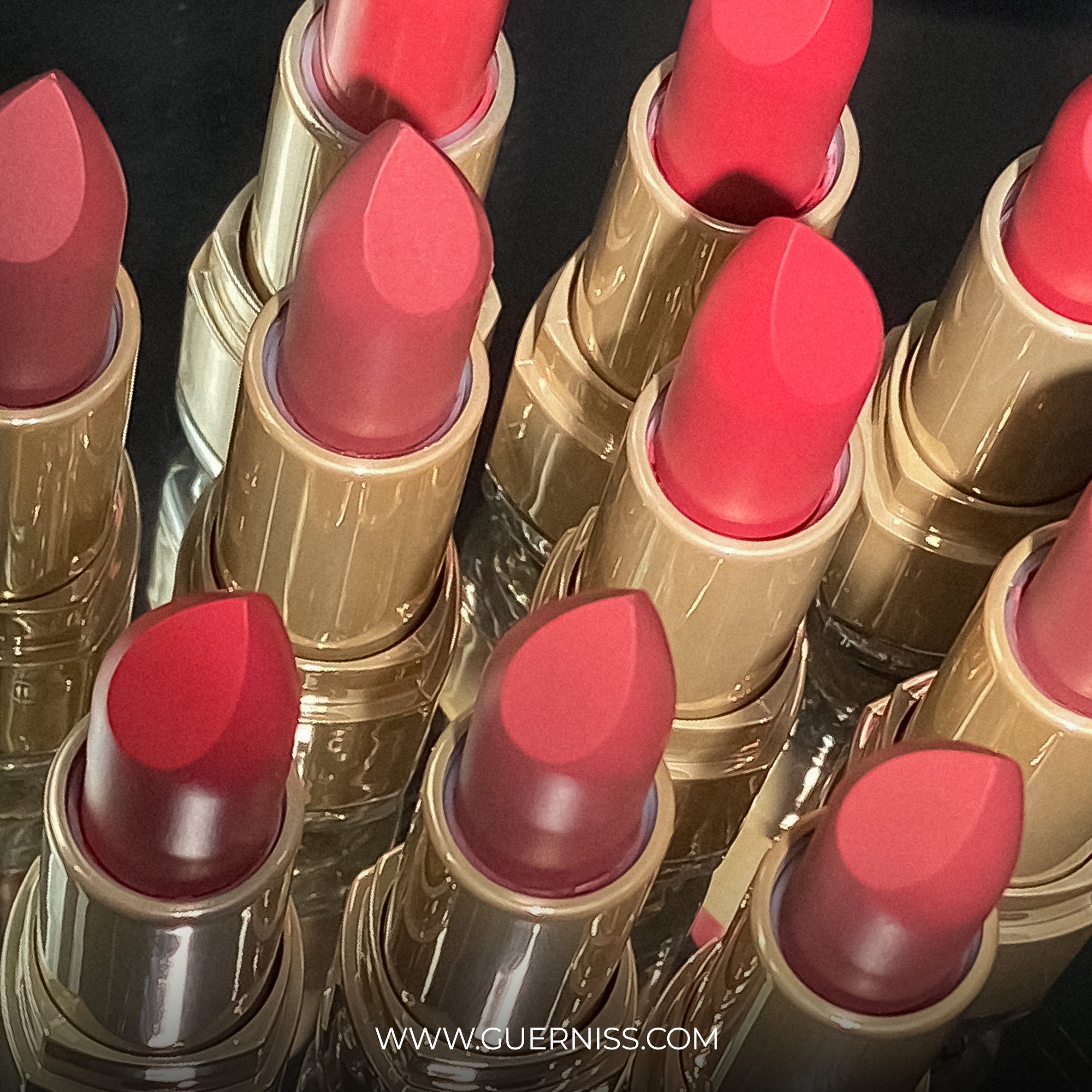 Velvet Matte Lipstick (Scratched - Clearance SALE)