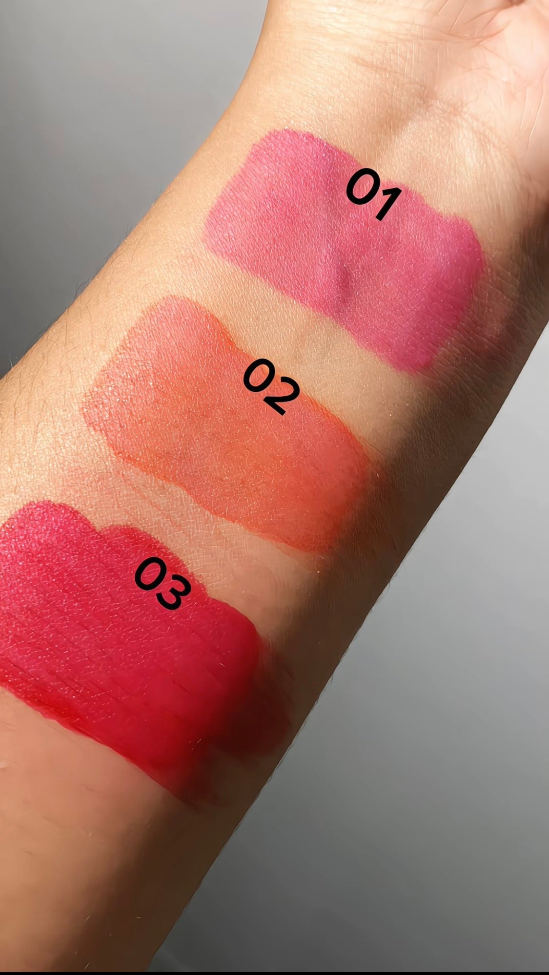 Multi-use lip and cheek tint for soft dewy makeup look